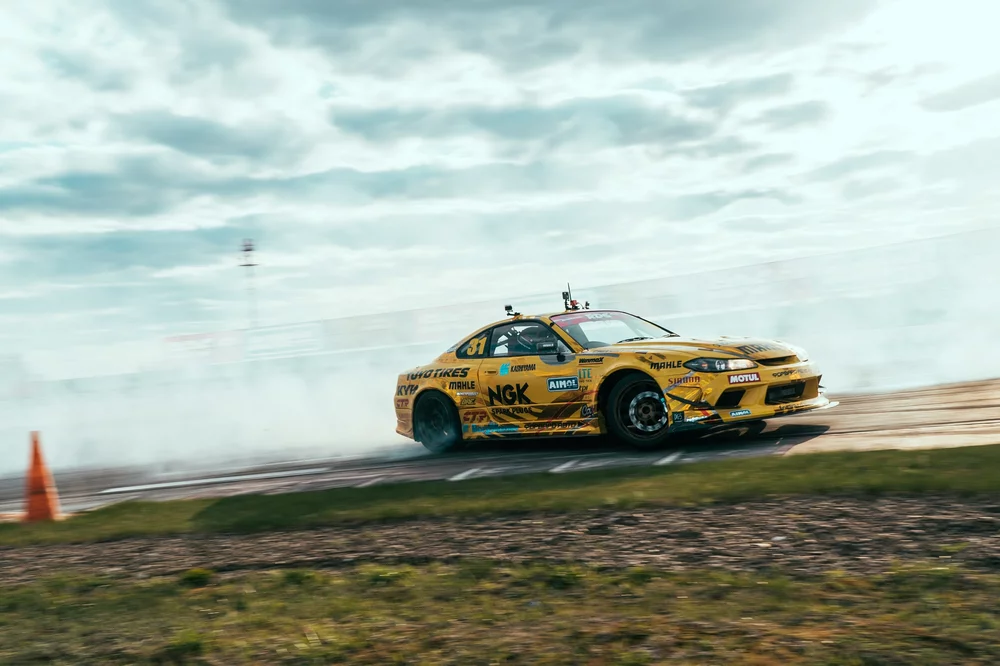 motorsport.c9adb068
